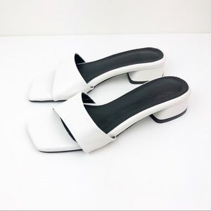 DEFFUR white vegan leather mule block sandal